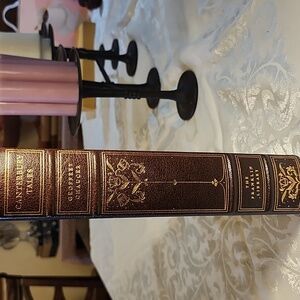 CANTERBURY TALES BY GEOFFREY CHAUCER